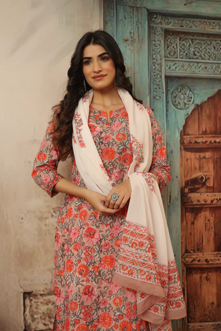 Navyaa Pink Cotton Suit Set
