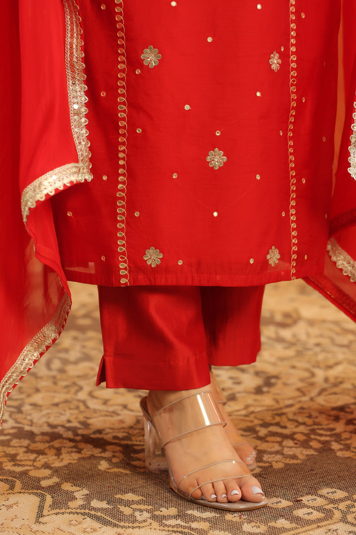 Raima Red Chanderi Gota Set