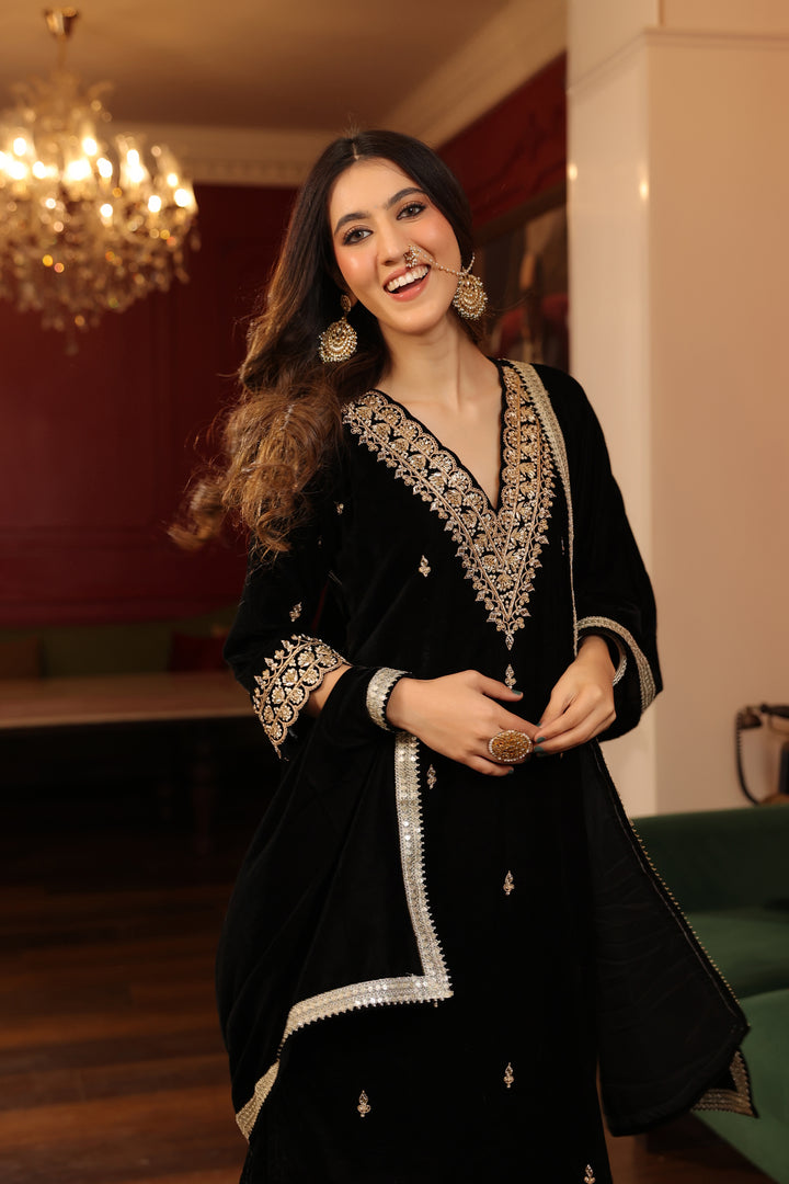 Black Velvet Zardozi Suit Set