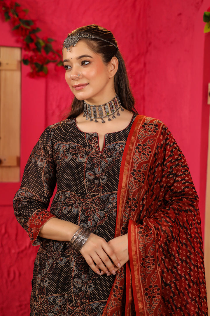 Saira Chanderi Suit Set