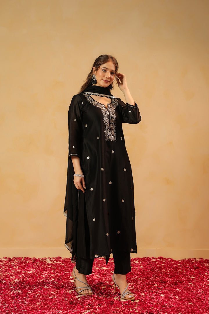 Tarini Black Chanderi suit set