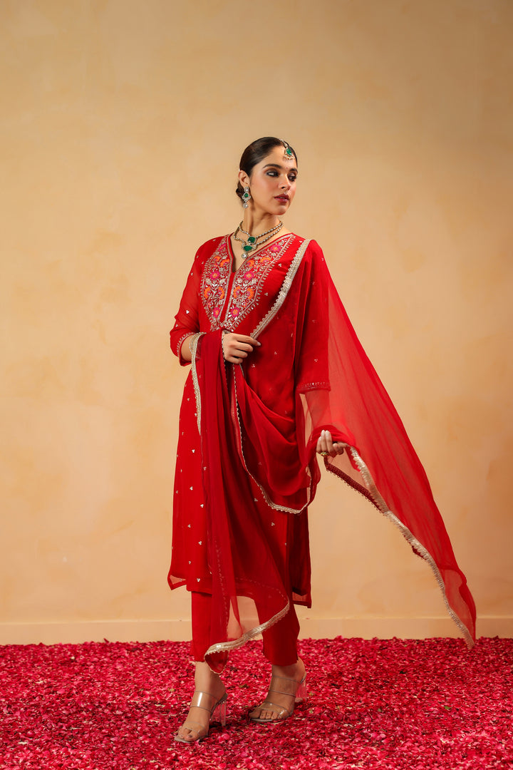 Tamanna red georgette suit set